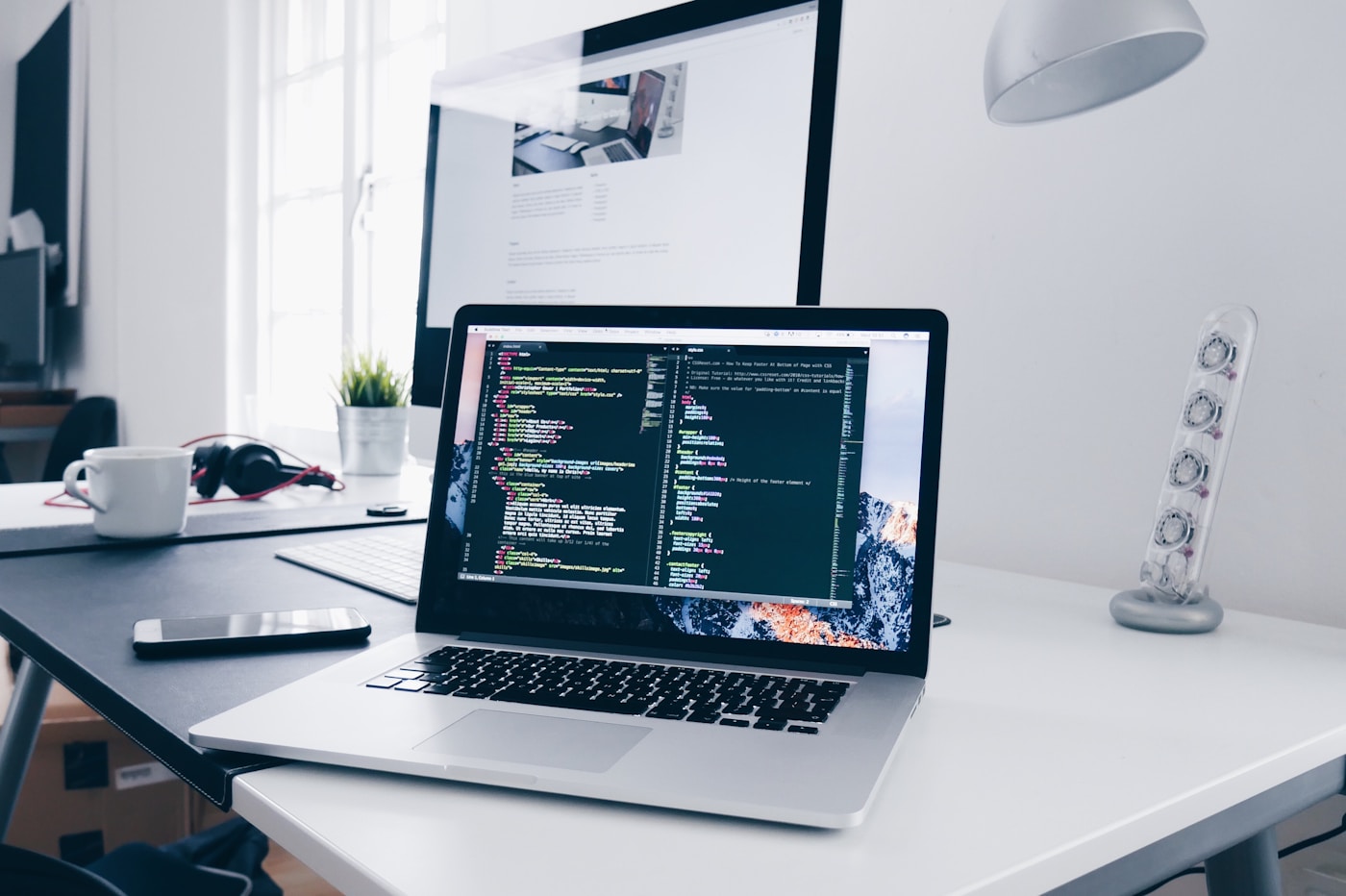 Custom CMS vs WordPress: Which Is Better for Your Business in 2026?